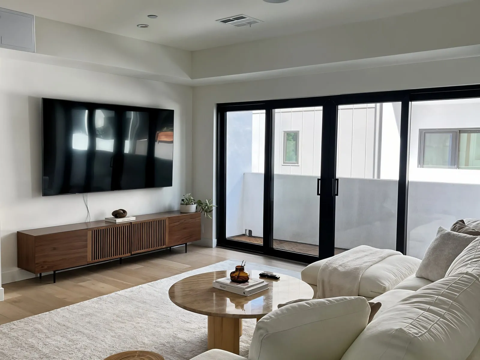 Modern Home, West Adams — custom home by ArcLine Builders in West Adams, Los Angeles