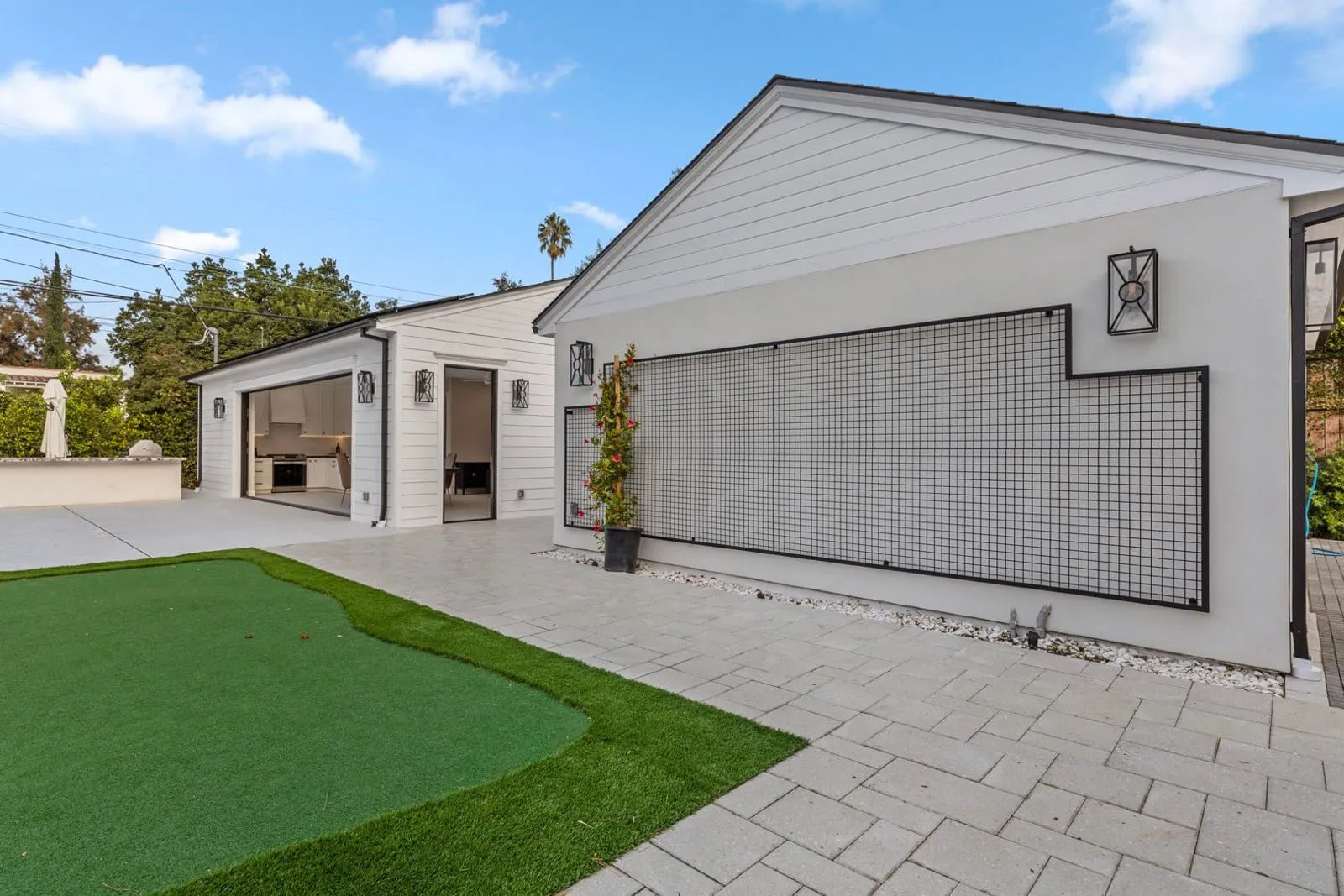 Luxury ADU, Glendale, photograph 4