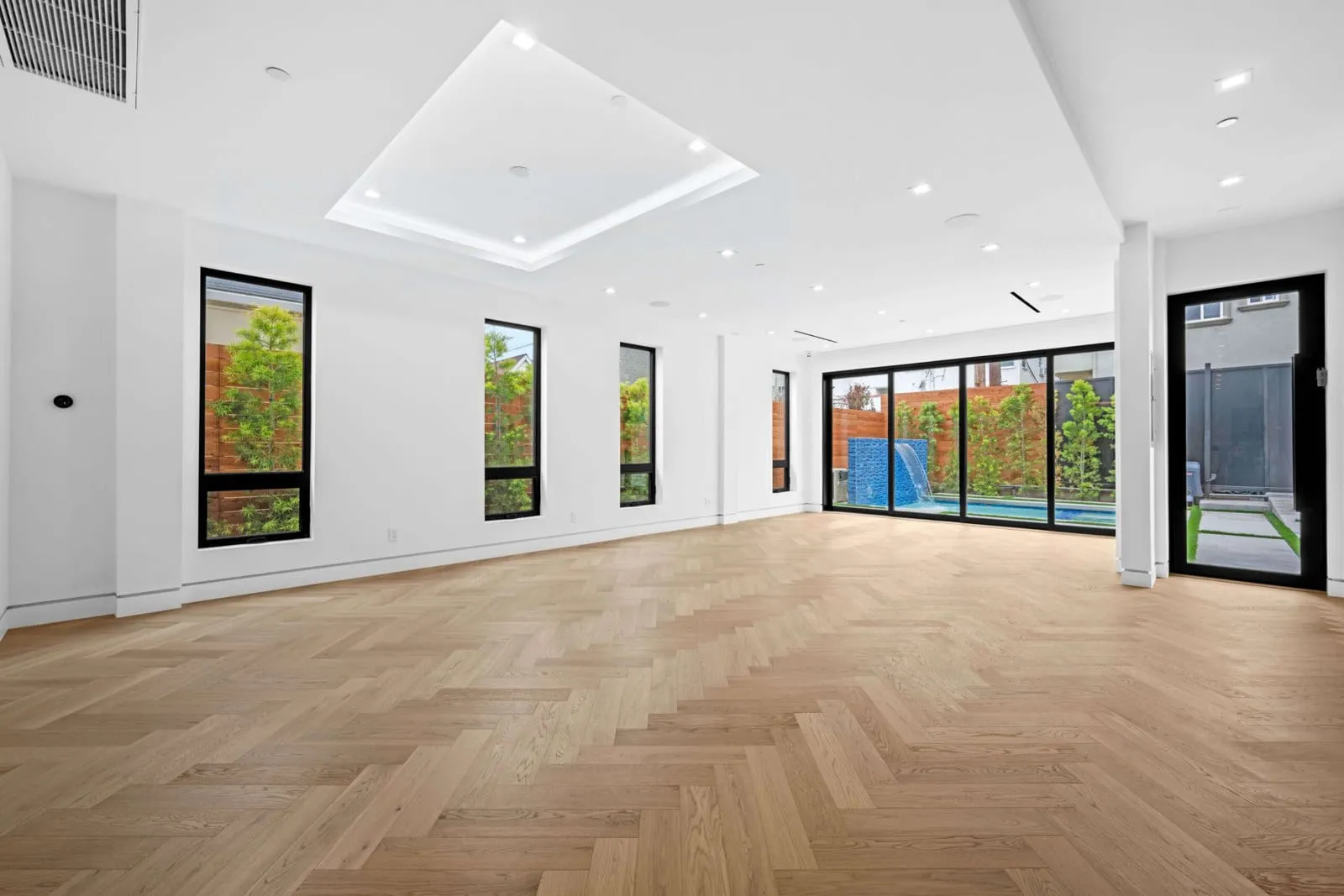 Luxury Custom Home, Los Angeles, photograph 5