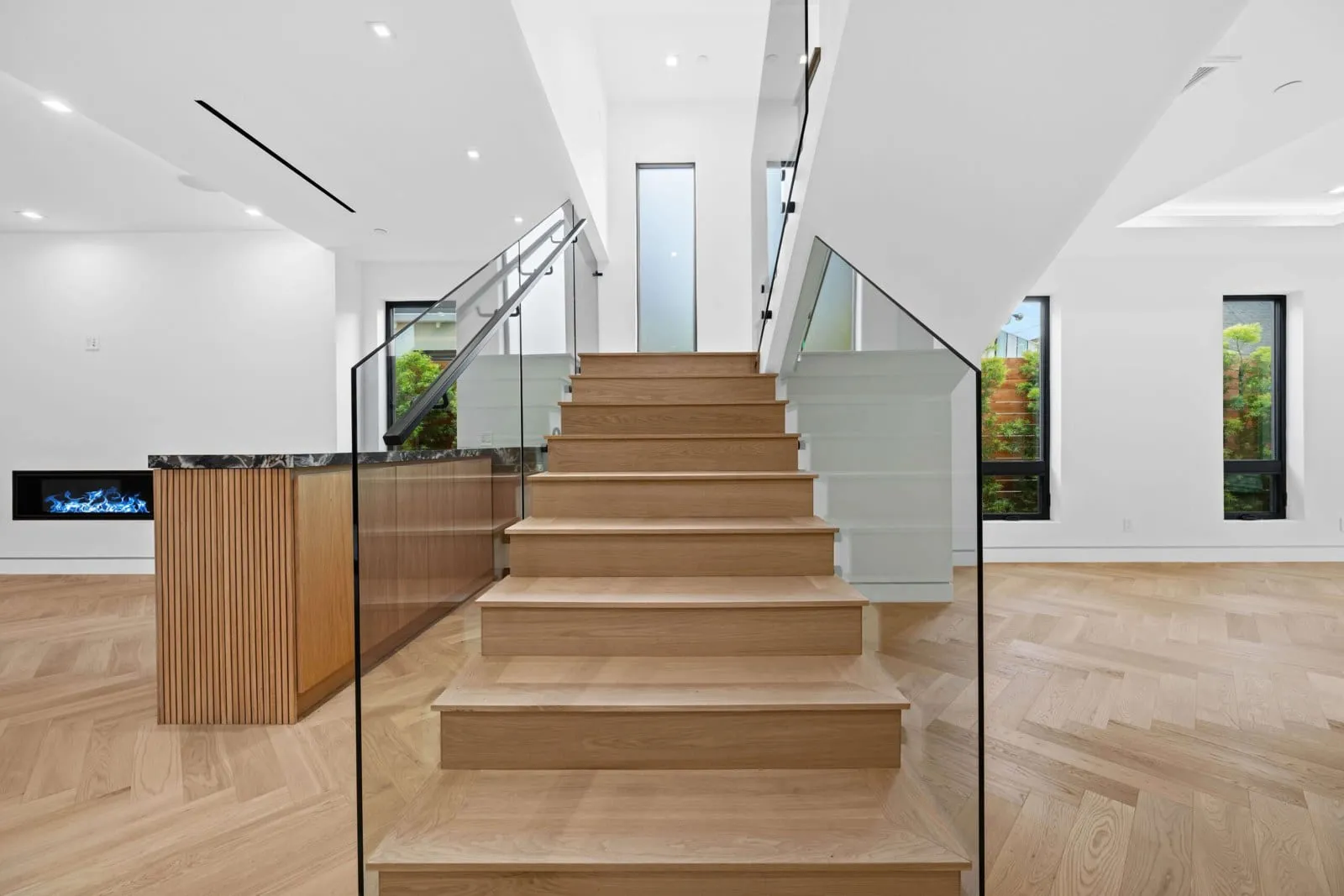 Luxury Custom Home, Los Angeles, photograph 7