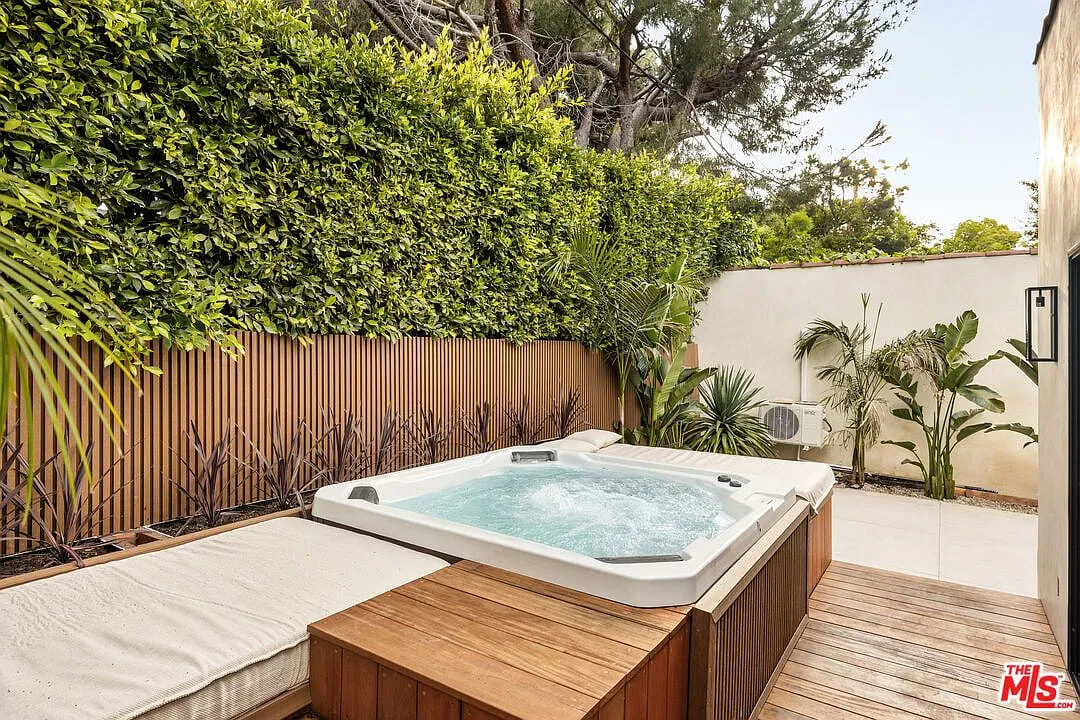 Spanish Revival Estate, Beverly Grove, photograph 11